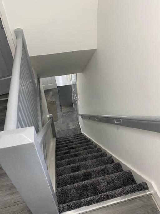 הוילה ליברפול 2 Bed House Sleeps 4-5 מראה חיצוני תמונה